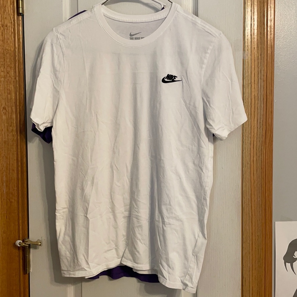Nike T-shirts’ - 2:White and Purple. Athletic Cut